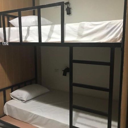 Cha Cha Cha Hostel Pattaya Εξωτερικό φωτογραφία