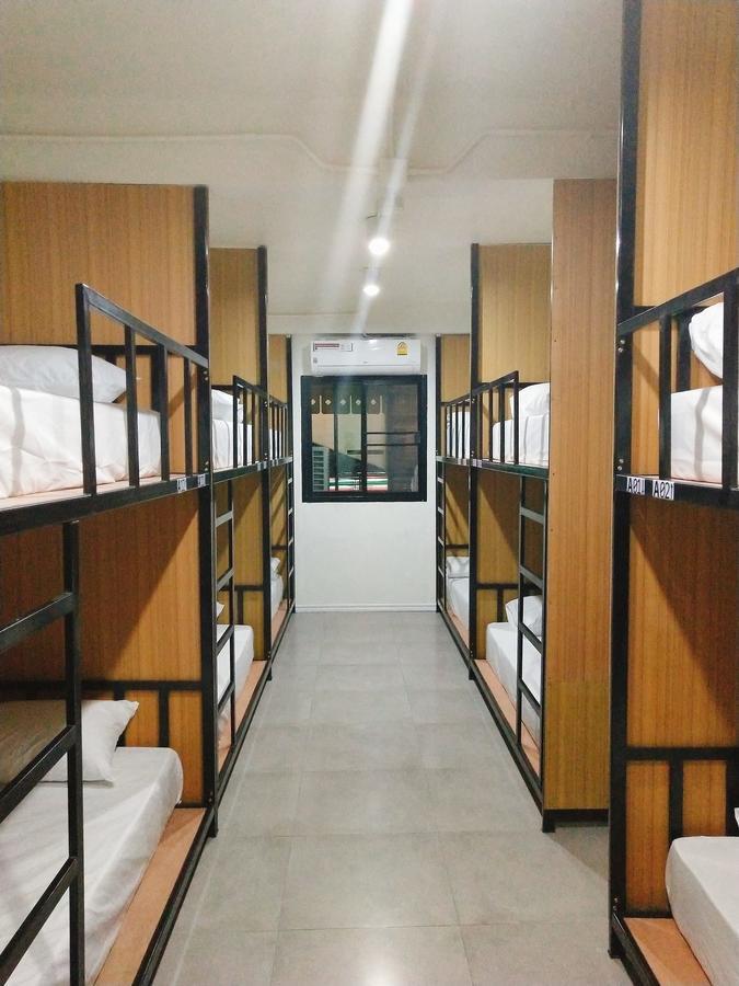 Cha Cha Cha Hostel Pattaya Εξωτερικό φωτογραφία